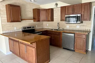 1325 Sandy Ln, Clearwater, FL 33755 - Photo 3