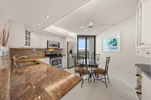 690 Island Way, Clearwater Beach, FL 33767 - Photo 13