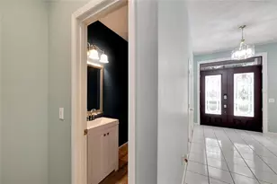 18006 Clear Lake Dr, Lutz, FL 33548 - Photo 21