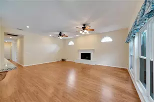 18006 Clear Lake Dr, Lutz, FL 33548 - Photo 39