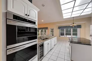 18006 Clear Lake Dr, Lutz, FL 33548 - Photo 31