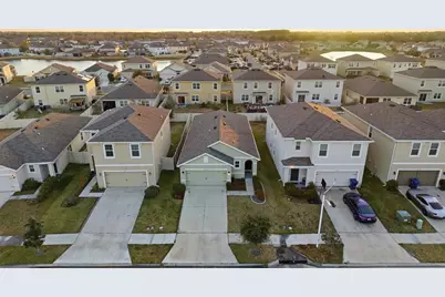 8204 Pelican Reed Circle, Wesley Chapel, FL 33545 - Photo 29