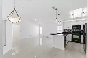 13506 Fawn Ridge Blvd, Tampa, FL 33626 - Photo 11