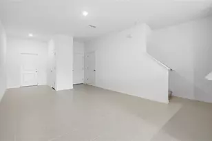 282 27th St SE, Ruskin, FL 33570 - Photo 5