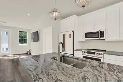 1299 5th Street S, Saint Petersburg, FL 33701 - Photo 5