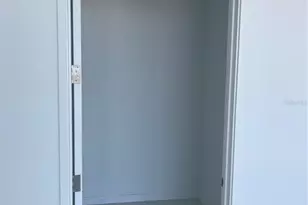 400 Central Ave, Saint Petersburg, FL 33701 - Photo 9