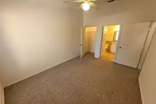 36100 Lake Chase Blvd, Zephyrhills, FL 33541 - Photo 17