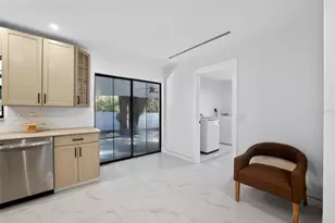 320 Pheasant Cir, Brandon, FL 33510 - Photo 13