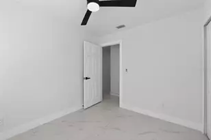 320 Pheasant Cir, Brandon, FL 33510 - Photo 21