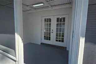 1092 N Florida Ave, Tarpon Springs, FL 34689 - Photo 57