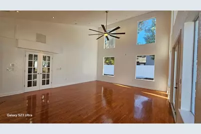 1092 N Florida Avenue, Tarpon Springs, FL 34689 - Photo 13