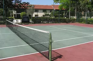 5769 Gardens Dr, Sarasota, FL 34243 - Photo 25