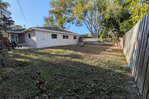 5523 Venetian Blvd NE, Saint Petersburg, FL 33703 - Photo 29