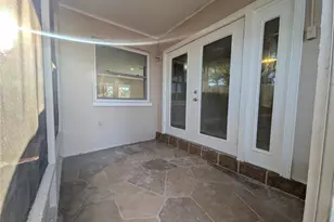 5523 Venetian Blvd NE, Saint Petersburg, FL 33703 - Photo 19