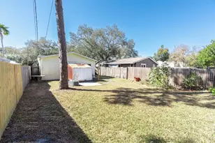 5107 37th St N, Saint Petersburg, FL 33714 - Photo 25