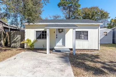 5107 37th Street N, Saint Petersburg, FL 33714 - Photo 1