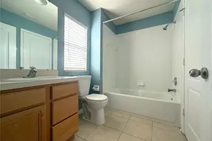 26627 Castleview Way, Wesley Chapel, FL 33544 - Photo 15