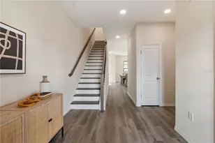 4352 Cambio Gdns Ct, Tampa, FL 33610 - Photo 5