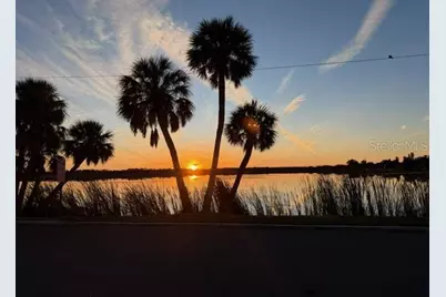 2950 Pallanza Drive S, Saint Petersburg, FL 33701 - Photo 3