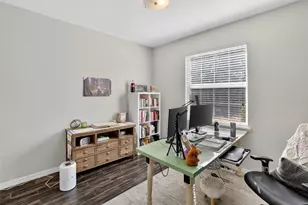 2819 Holly Bluff Ct, Plant City, FL 33566 - Photo 27