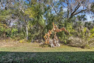 2819 Holly Bluff Court, Plant City, FL 33566 - Photo 37