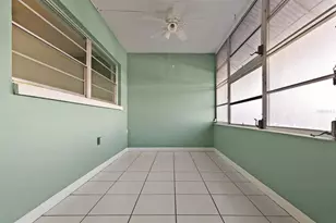 5850 21st St N, Saint Petersburg, FL 33714 - Photo 19