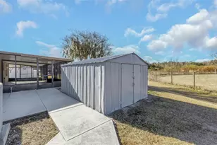 8327 Jacqueline Ct, Zephyrhills, FL 33541 - Photo 31