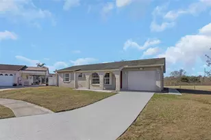 8327 Jacqueline Ct, Zephyrhills, FL 33541 - Photo 17