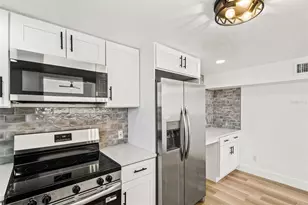 4606 W Paxton Ave, Tampa, FL 33611 - Photo 11