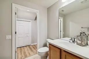 822 Lantern Way, Clearwater, FL 33765 - Photo 29