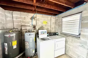 2035 Edgewater Dr, Clearwater, FL 33755 - Photo 9