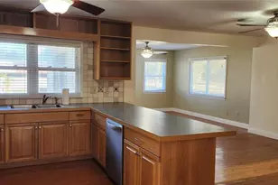 1708 E Wheeler Rd, Seffner, FL 33584 - Photo 15