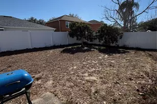 1407 Piney Branch Cir, Valrico, FL 33594 - Photo 29