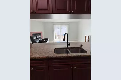 1407 Piney Branch Circle, Valrico, FL 33594 - Photo 9