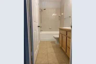 10211 Courtney Palms Boulevard #201, Tampa, FL 33619 - Photo 15