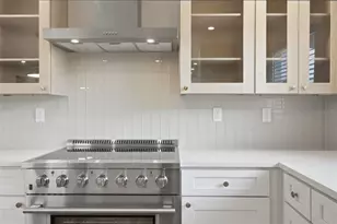 2664 60th Ave S, Saint Petersburg, FL 33712 - Photo 17