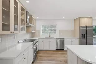 2664 60th Ave S, Saint Petersburg, FL 33712 - Photo 15