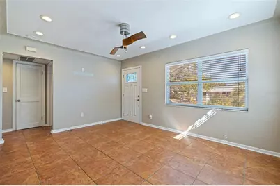 2637 46th Street S, Gulfport, FL 33711 - Photo 9