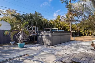 2637 46th St S, Gulfport, FL 33711 - Photo 29