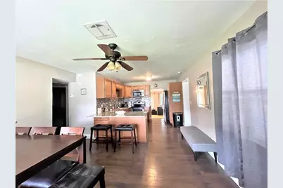 5106 104th Street N, Saint Petersburg, FL 33708 - Photo 5