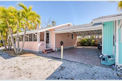 13136 4th Street E, Madeira Beach, FL 33708 - Photo 5