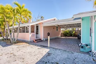 13136 4th St E, Madeira Beach, FL 33708 - Photo 5