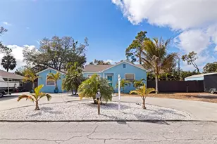 2637 46th St S, Gulfport, FL 33711 - Photo 1