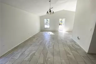 1835 6th Ave E, Bradenton, FL 34208 - Photo 5