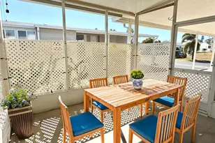 6827 Mt Pleasant Rd NE, Saint Petersburg, FL 33702 - Photo 17