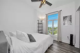 415 Island Way, Clearwater Beach, FL 33767 - Photo 25