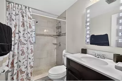 16112 Foxfire Drive, Tampa, FL 33618 - Photo 15