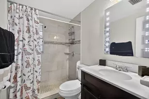 16112 Foxfire Dr, Tampa, FL 33618 - Photo 15