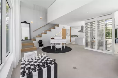 4433 N Bay Road, Miami Beach, FL 33140 - Photo 13