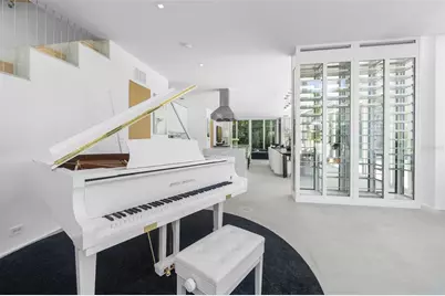 4433 N Bay Road, Miami Beach, FL 33140 - Photo 15